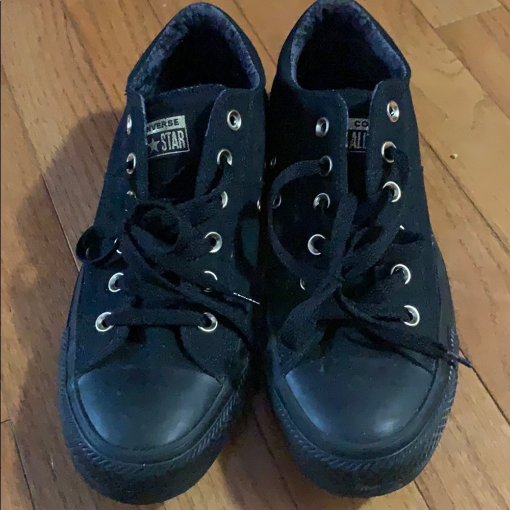 Converse Women Sz 10 Black